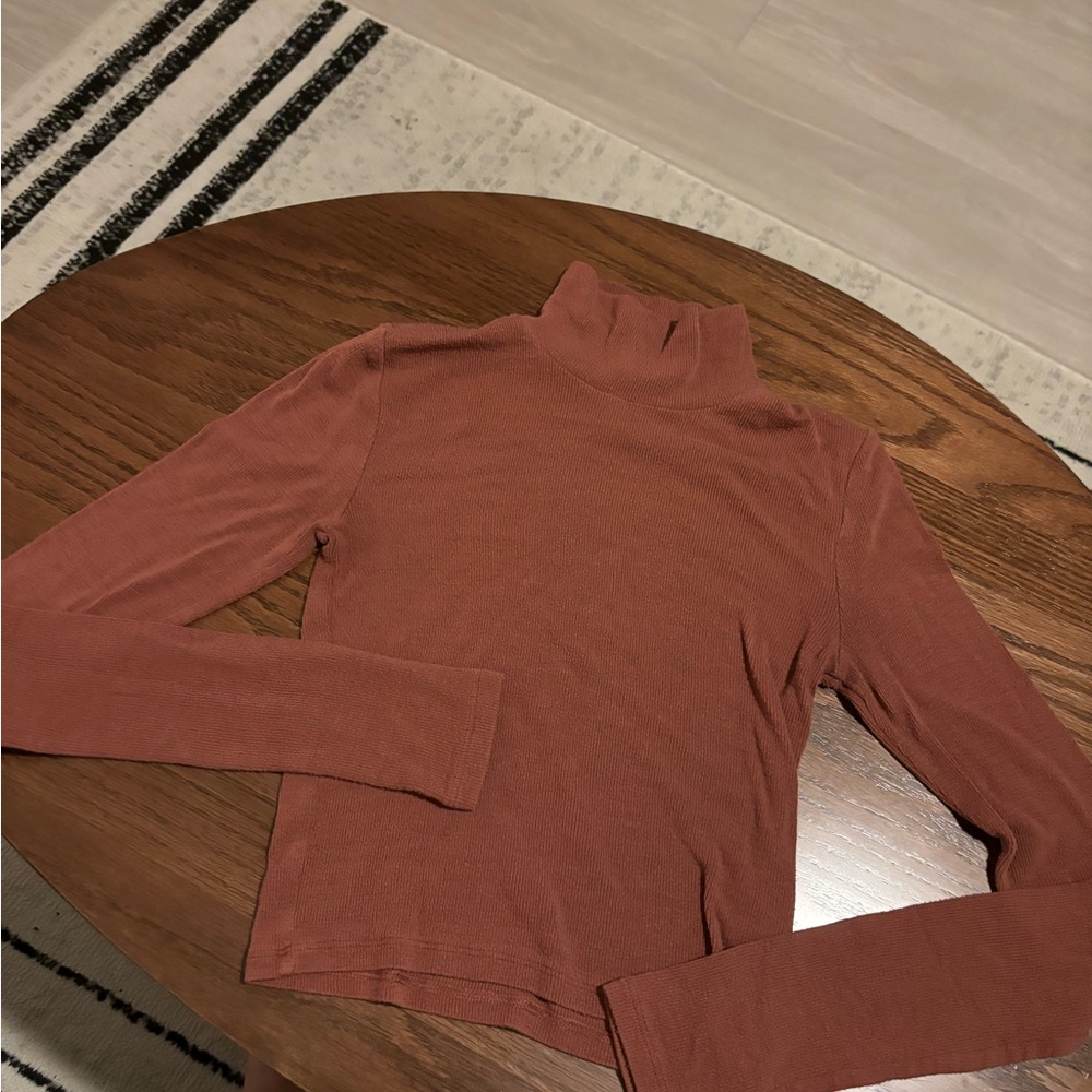 Wilfred terracotta long sleeve shirt with mock turtleneck - size XS